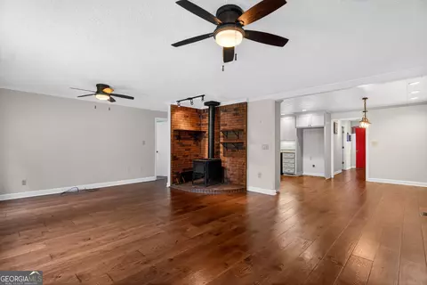 Living - 608 Waterview Dr, Lagrange, GA 30240 photo 1 of 4