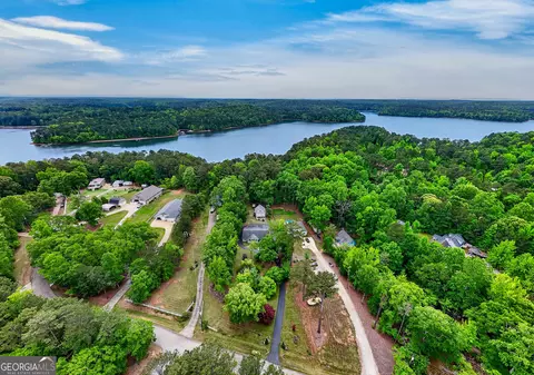 View/Area - 608 Waterview Dr, Lagrange, GA 30240 photo 3 of 6