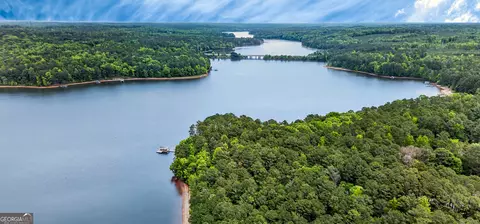 View/Area - 608 Waterview Dr, Lagrange, GA 30240 photo 5 of 6