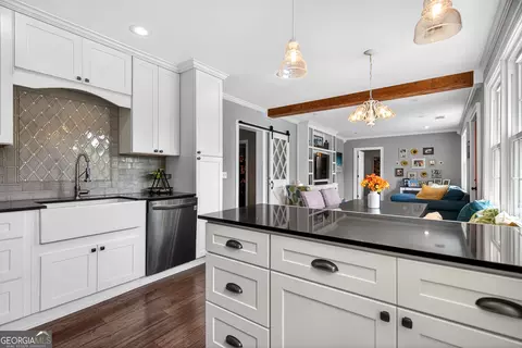 Kitchen - 243 Beechwood Cir, Lagrange, GA 30240 photo 3 of 3