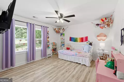 Bedroom - 39 Payne Dr, Comer, GA 30629 photo 3 of 3