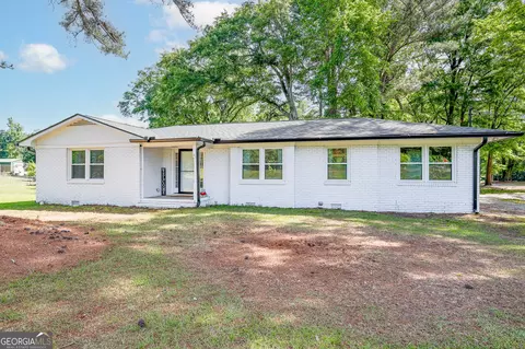 Exterior - 39 Payne Dr, Comer, GA 30629 photo 3 of 3