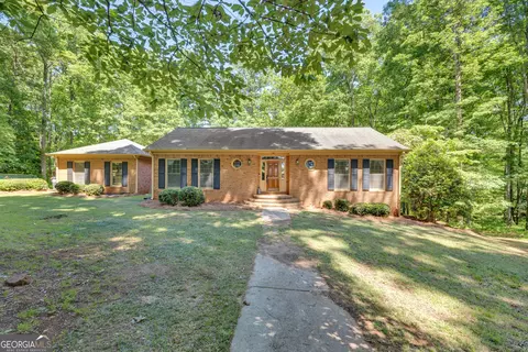 370 River Cove Rd, Social Circle, GA 30025