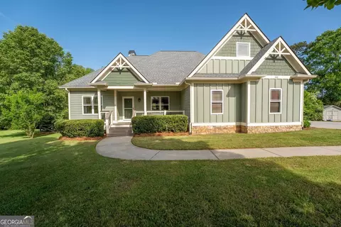 190 Towerview Cir, Mount Airy, GA 30563
