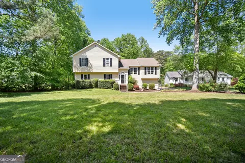 3933 Marguerite Dr NW, Acworth, GA 30101