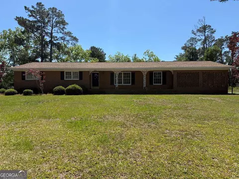 3700 Ben Lyn Rd, Valdosta, GA 31601
