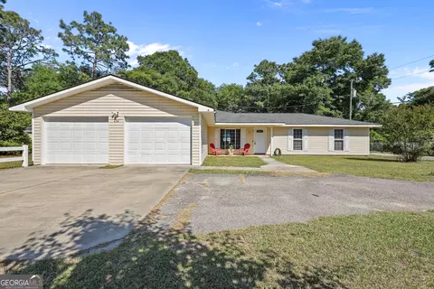 436 Killingsworth Rd, Jesup, GA 31545