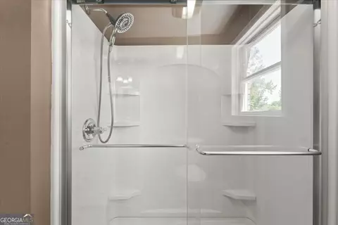 Bath - 110 Riverside Dr, Washington, GA 30673 photo 5 of 5