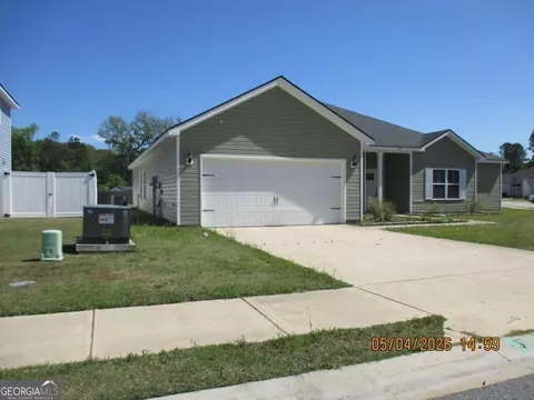 45 Valley Ct, Midway, GA 31320