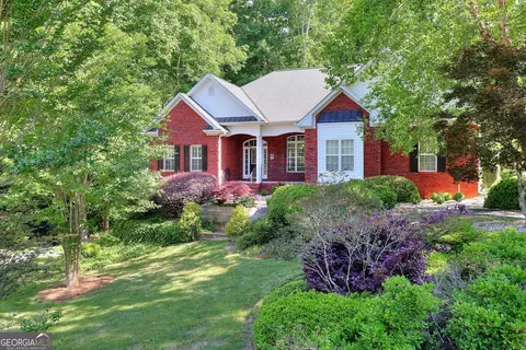 1821 Wesleyan Ln, Loganville, GA 30052