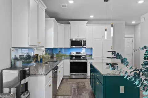 Kitchen - 1298 Mud Green Rd, Temple, GA 30179 photo 1 of 4