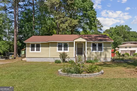 1069 Merritt Rd, Marietta, GA 30062