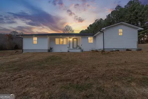 1144 Ridgeway Rd, Lafayette, GA 30728