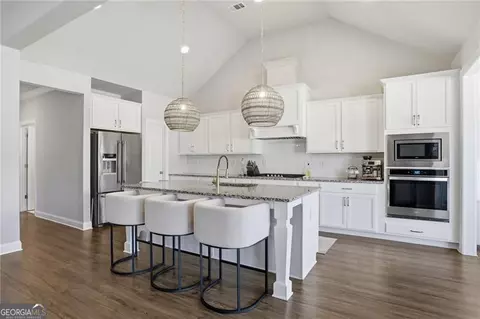 Kitchen - 77 Wallace Dr, Winder, GA 30680 photo 2 of 3