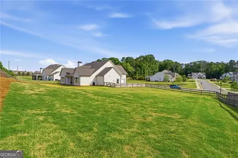 Exterior - 77 Wallace Dr, Winder, GA 30680 photo 5 of 5