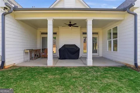 Exterior - 77 Wallace Dr, Winder, GA 30680 photo 3 of 5