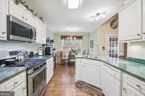105 Flowers Dr, Covington, GA 30016 photo 17