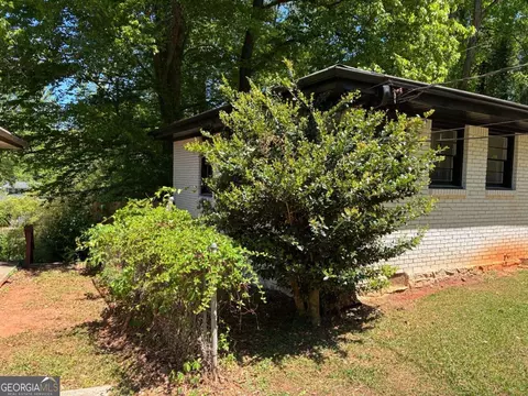 3490 Primrose Pl, Decatur, GA 30032