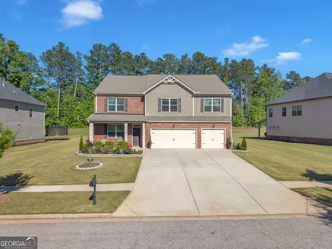 8033 Louis Dr, Locust Grove, GA 30248