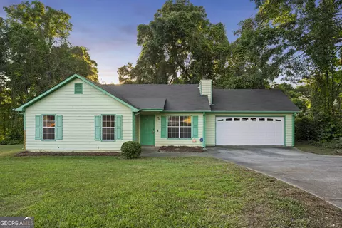3504 Freeport Dr, Flowery Branch, GA 30542