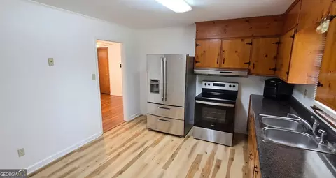 Kitchen - 389 Collins Rd, Toccoa, GA 30577 photo 3 of 3