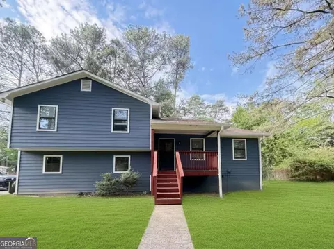2945 Barrett Ct, Powder Springs, GA 30127
