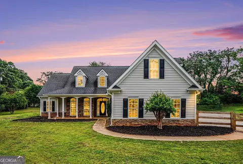 25 Isaiah Dr, Jefferson, GA 30549