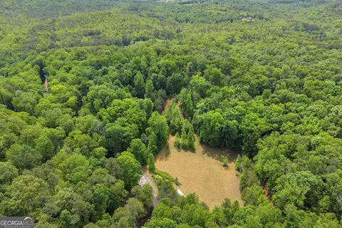 749 Cherokee Rd, Toccoa, GA 30577