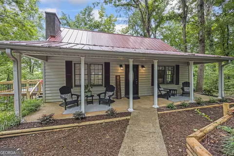 1561 Indian Woods Dr, Greensboro, GA 30642