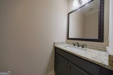 Bath - 121 Matthews Rd, Canton, GA 30115 photo 8 of 11