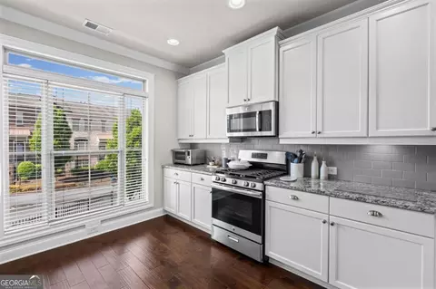 Kitchen - 3239 Hartford Mill Dr, Duluth, GA 30097 photo 2 of 3