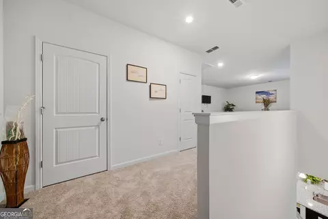 Entry Way - 637 Simmons Dr, Temple, GA 30179 photo 8 of 8