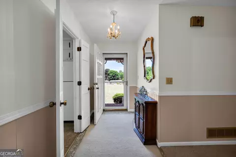 Entry Way - 1018 Hardman Morris Rd, Colbert, GA 30628 photo 3 of 7