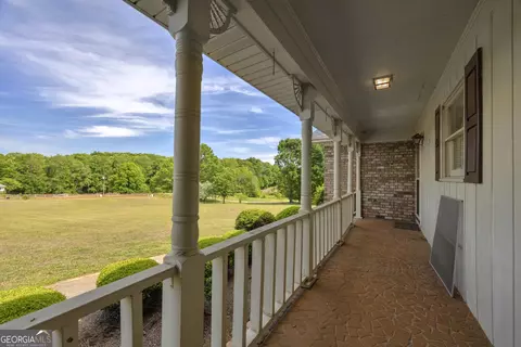 Exterior - 1018 Hardman Morris Rd, Colbert, GA 30628 photo 6 of 24