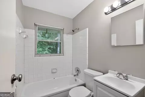 Bath - 6444 Fleur De Lis Dr, Morrow, GA 30260 photo 1 of 1