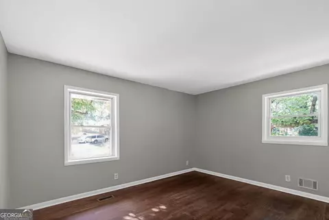 Bedroom - 6444 Fleur De Lis Dr, Morrow, GA 30260 photo 5 of 8