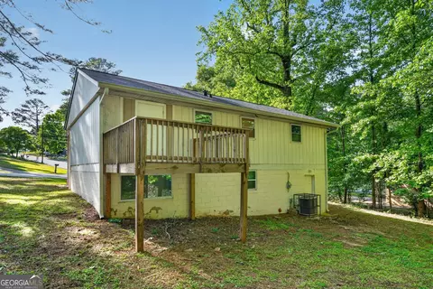 Exterior - 6444 Fleur De Lis Dr, Morrow, GA 30260 photo 4 of 4