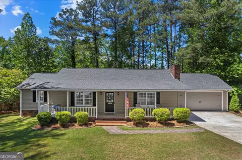 1421 Rainbow Cir, Griffin, GA 30224