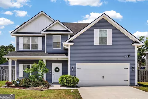 408 Fairview Cir, Hinesville, GA 31313