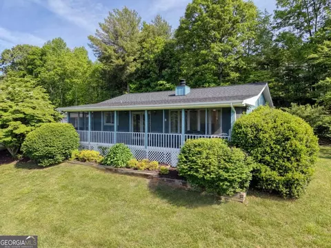 4686 Myers Chapel Rd, Hayesville, NC 28904