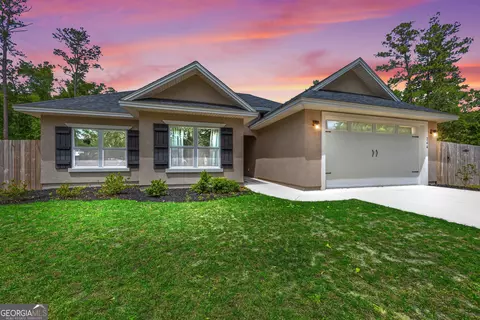 244 Clarks Bluff Rd, Kingsland, GA 31548