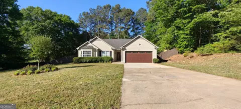 477 Cedar Trl, Winder, GA 30680