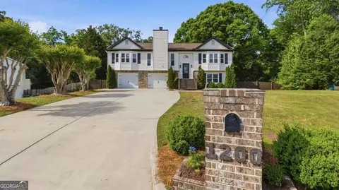 1200 Brookton Dr, Dacula, GA 30019