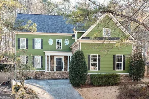 1707 Kenbrook Ct NW, Acworth, GA 30101
