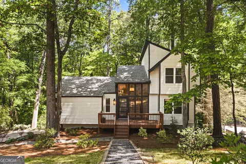 3465 Shawnee Trl SE, Smyrna, GA 30080