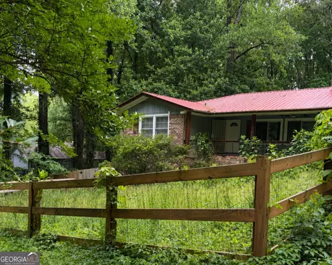 1552 Todd Ln SW, Lilburn, GA 30047