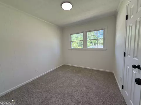 Bedroom - 105 Sir Lancelot Ave, Lagrange, GA 30241 photo 2 of 8
