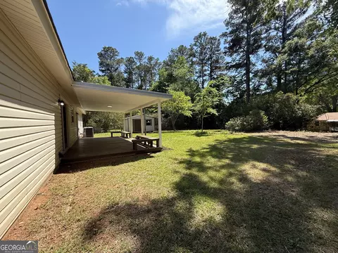 Exterior - 105 Sir Lancelot Ave, Lagrange, GA 30241 photo 3 of 15