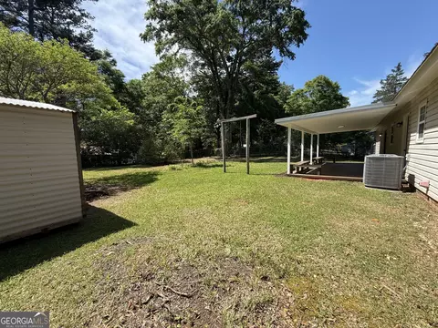 Exterior - 105 Sir Lancelot Ave, Lagrange, GA 30241 photo 10 of 15