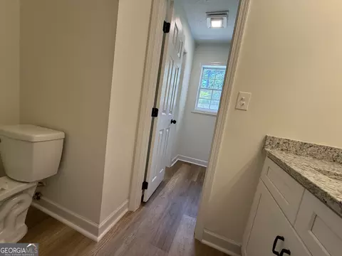 Entry Way - 105 Sir Lancelot Ave, Lagrange, GA 30241 photo 2 of 2